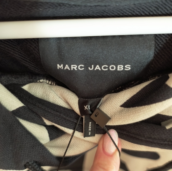 Marc Jacob’s Unisex OVERSIZED Logo Hoodie black Beige Sz XL - Picture 13 of 16